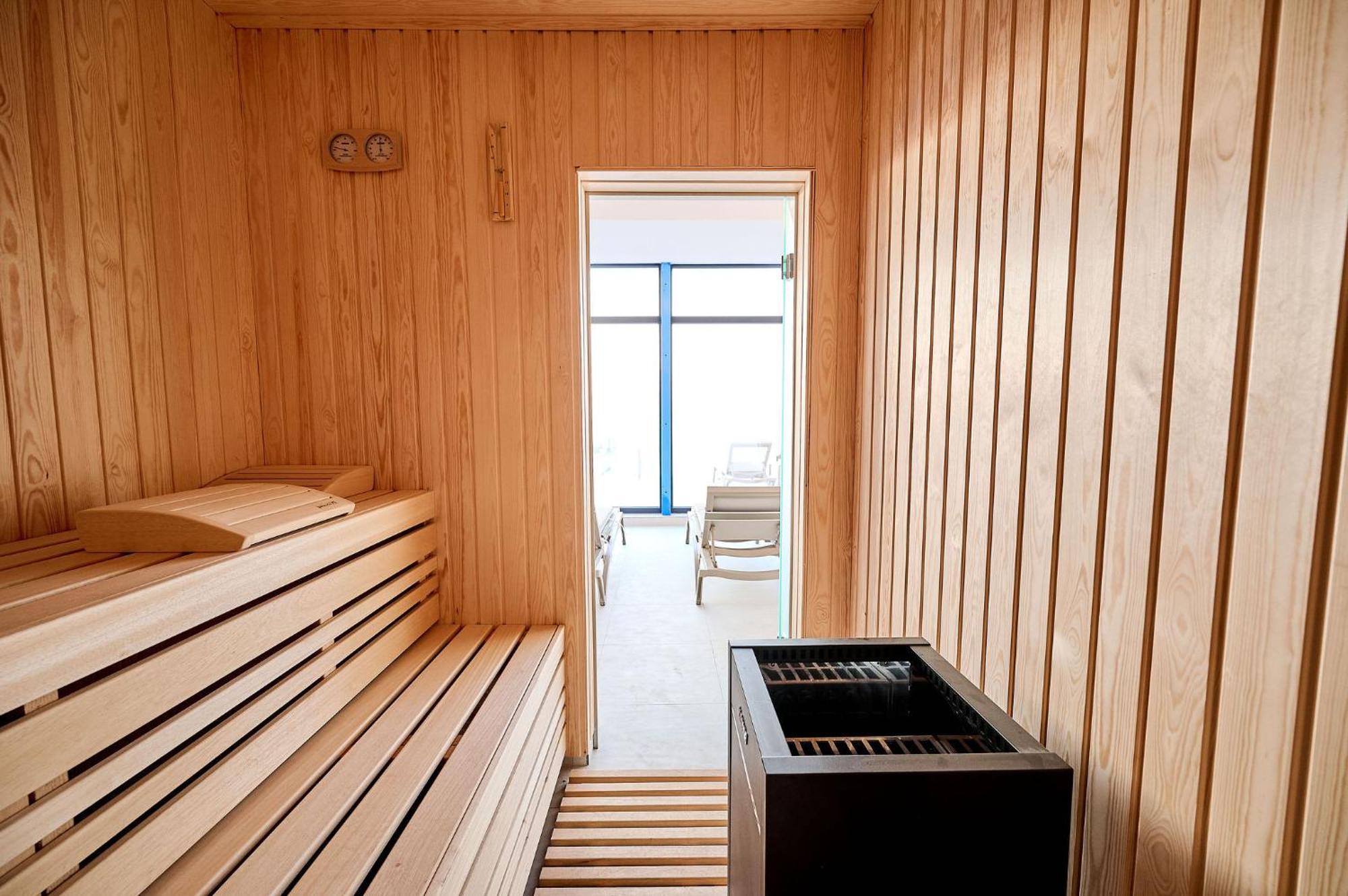 Soleil Anne Studio In Infinity Beach Resort - Parking Mamaia Exterior foto